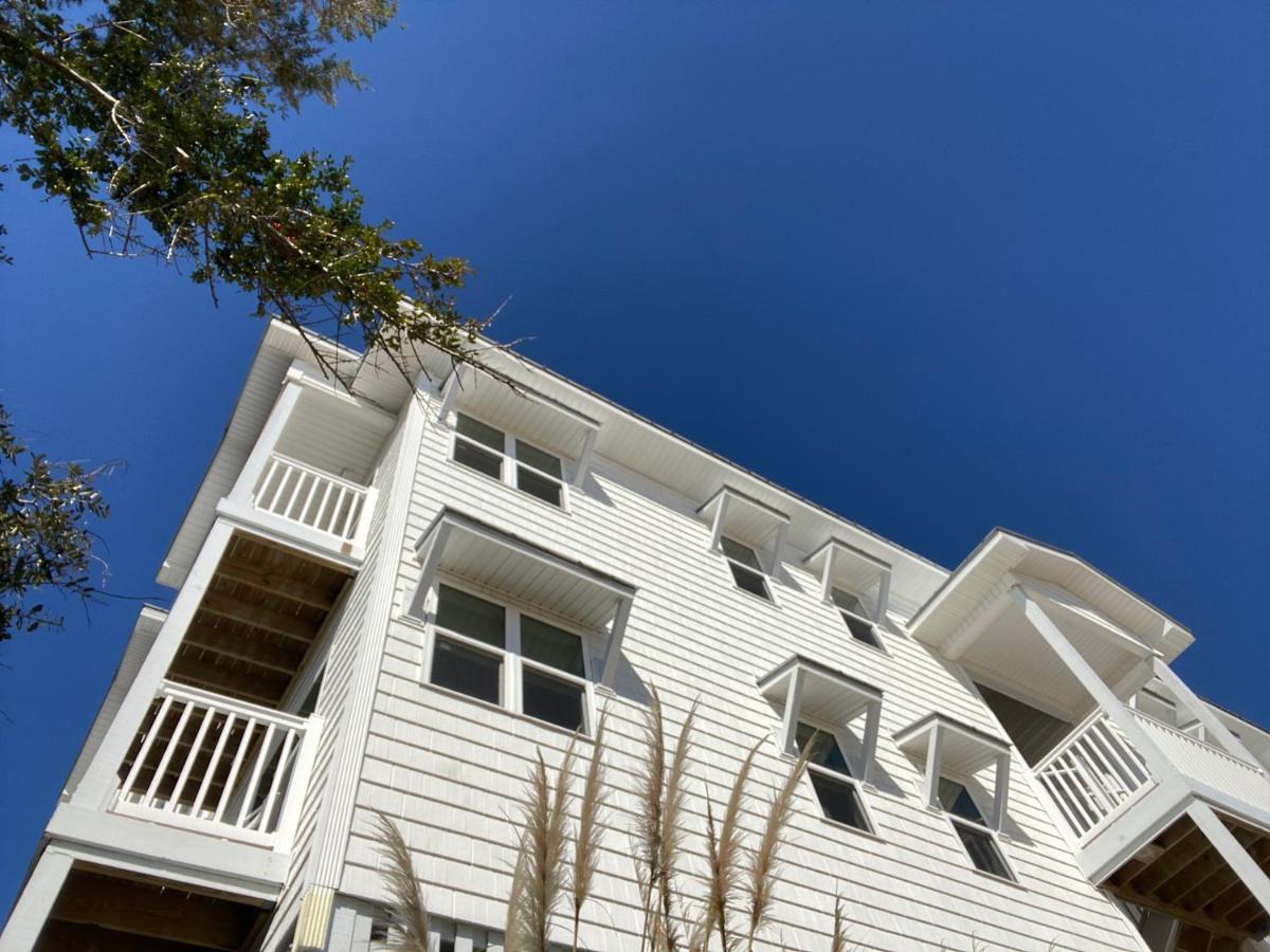 River Hotel Of Southport Exterior photo